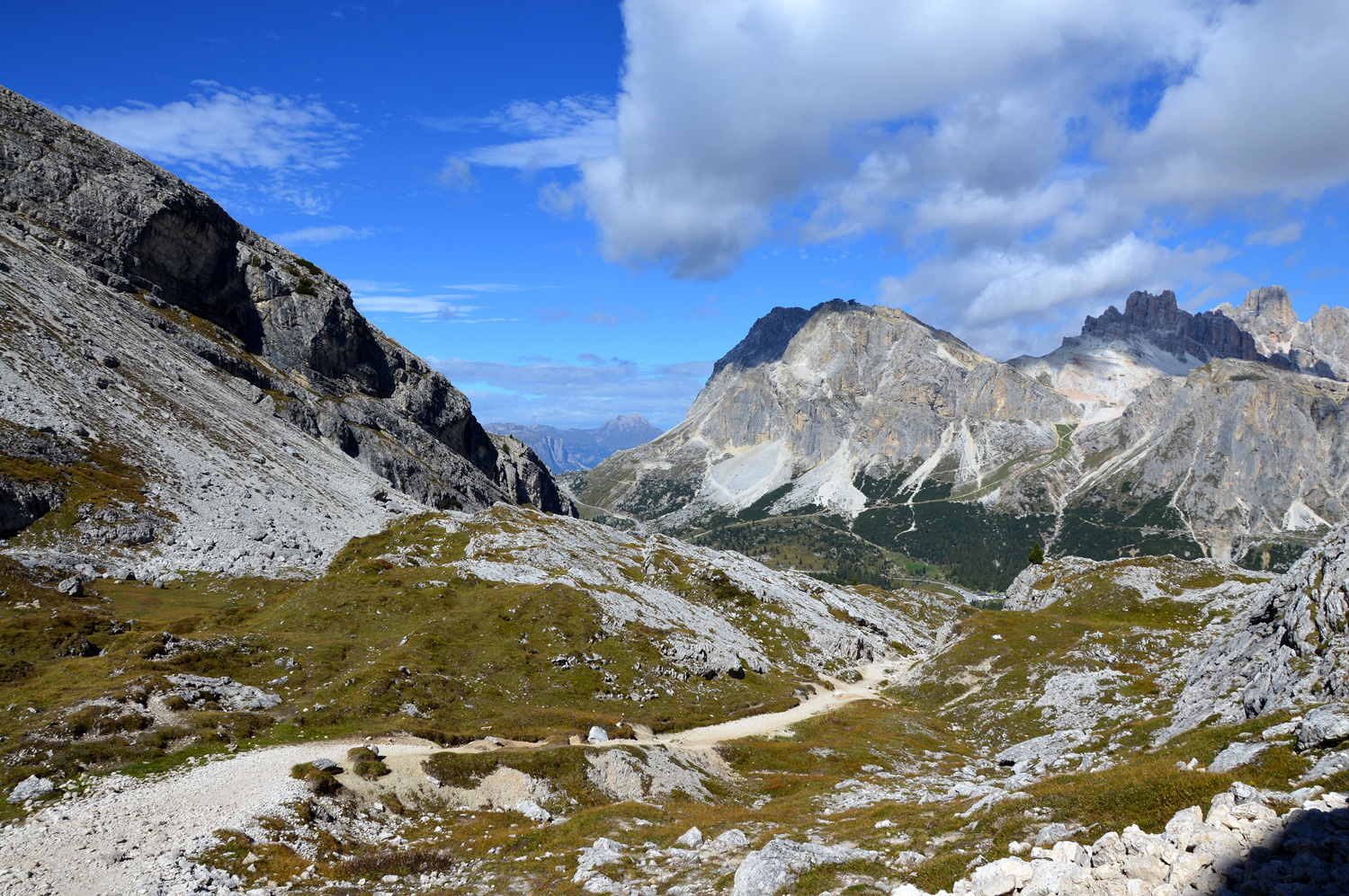Trekking rifugio Averau e Nuvolau dolomiti